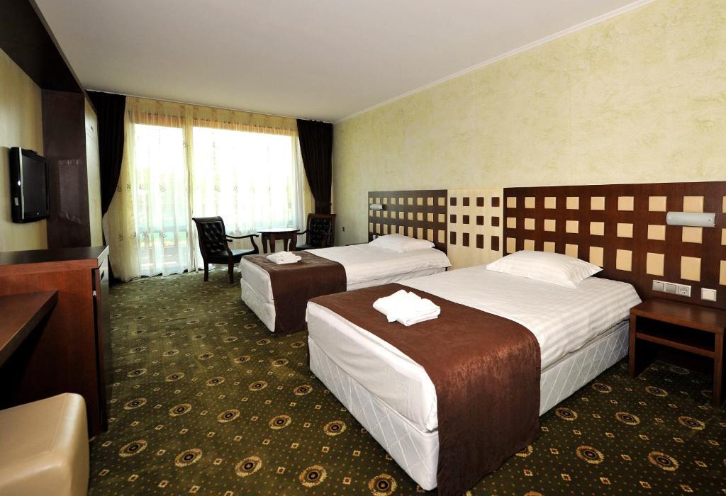 Park Hotel Izida Dobrich Room photo